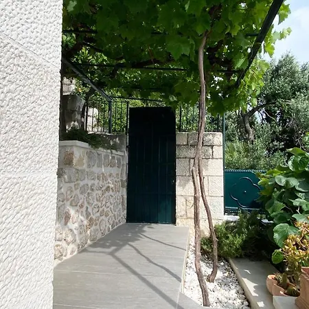 Sunset Over The Dubrovnik's Old Town Appartement *