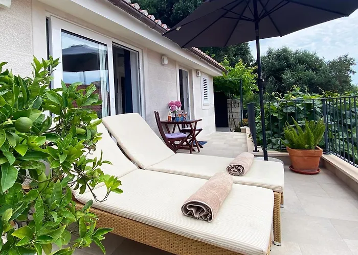 Sunset Over The Dubrovnik's Old Town Appartement