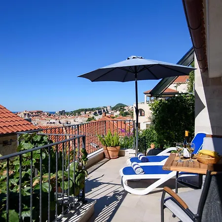 Sunset Over The Dubrovnik's Old Town Daire Dubrovnik