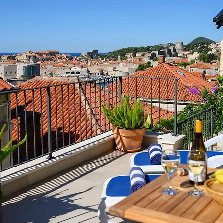 Sunset Over The Dubrovnik's Old Town Apartment *